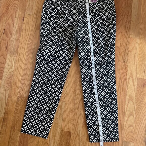 Old Navy The Diva Skinny Ankle Black White Flower Print Stretch Fit Pants 12R - Picture 12 of 15